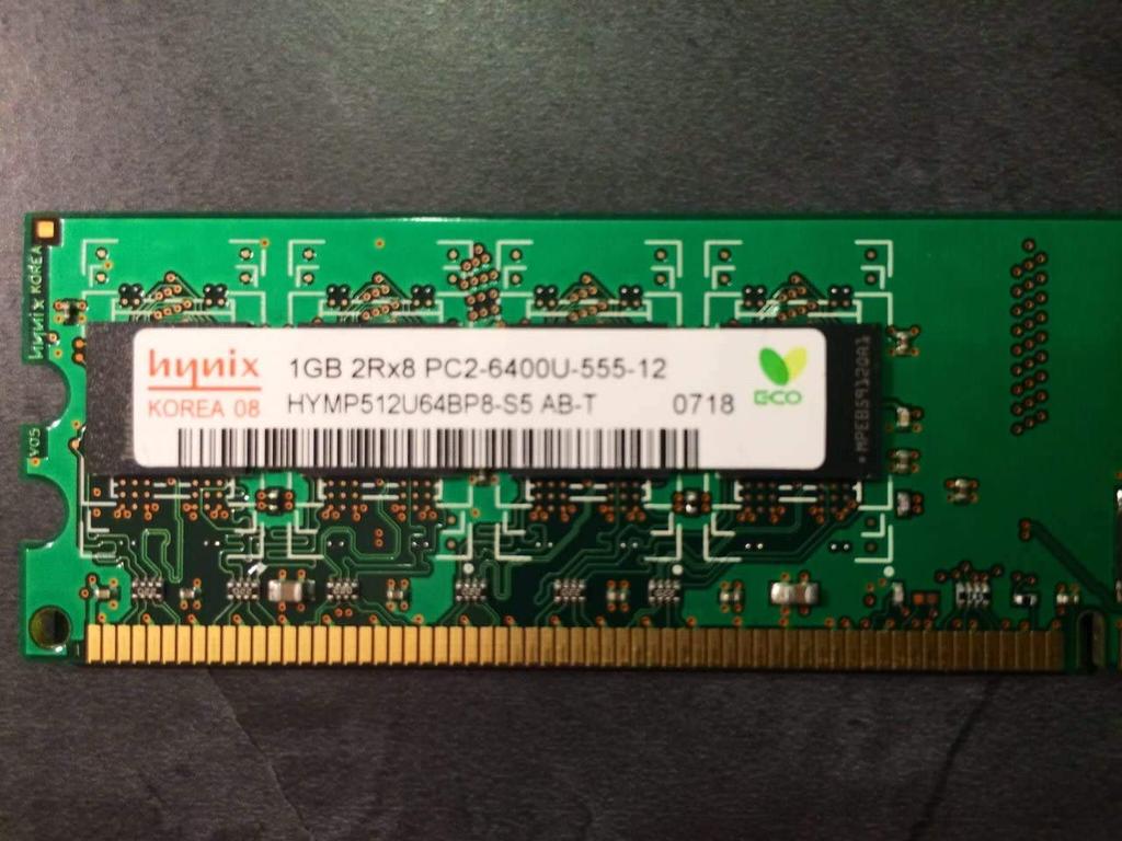Hynix 1GB 2Rx8 (HYMP512U64CP8-S6) PC2-6400U