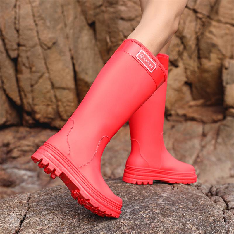 Winter velvet cover thermal rubber shoes women's seaside rain shoes fashion high tube cm platform rain boots exquisite women's water shoes