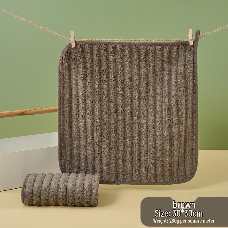 Rychleschnoucí ručník z oboustranného fleecu s pruhy v barvě cukrové vaty