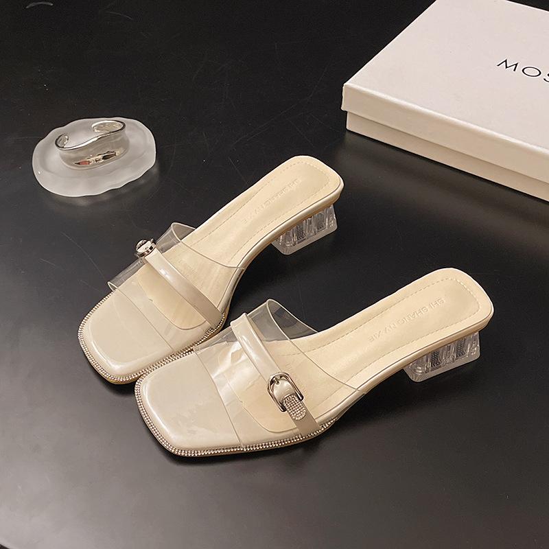 

High-heeled sandals women s summer 2025 new fashion transparent medium-heeled crystal shoes fashion thick-heeled outer slippers 35