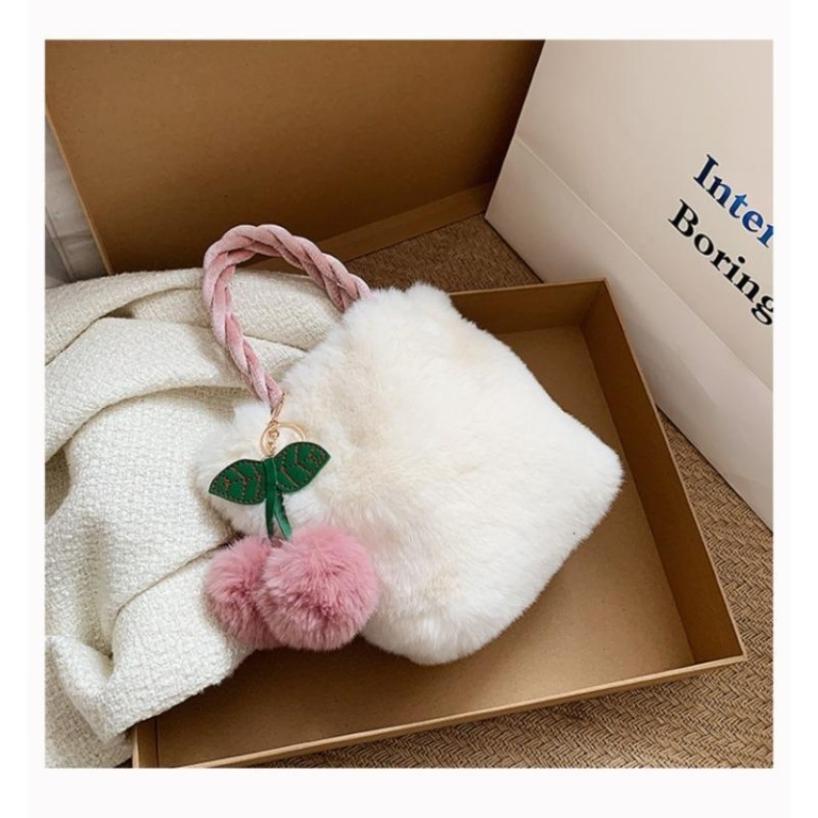 1 Pcs Plush Handbag Women's Shoulder Bags Messenger Bag Winter Warm Fluffy Bucket Bag