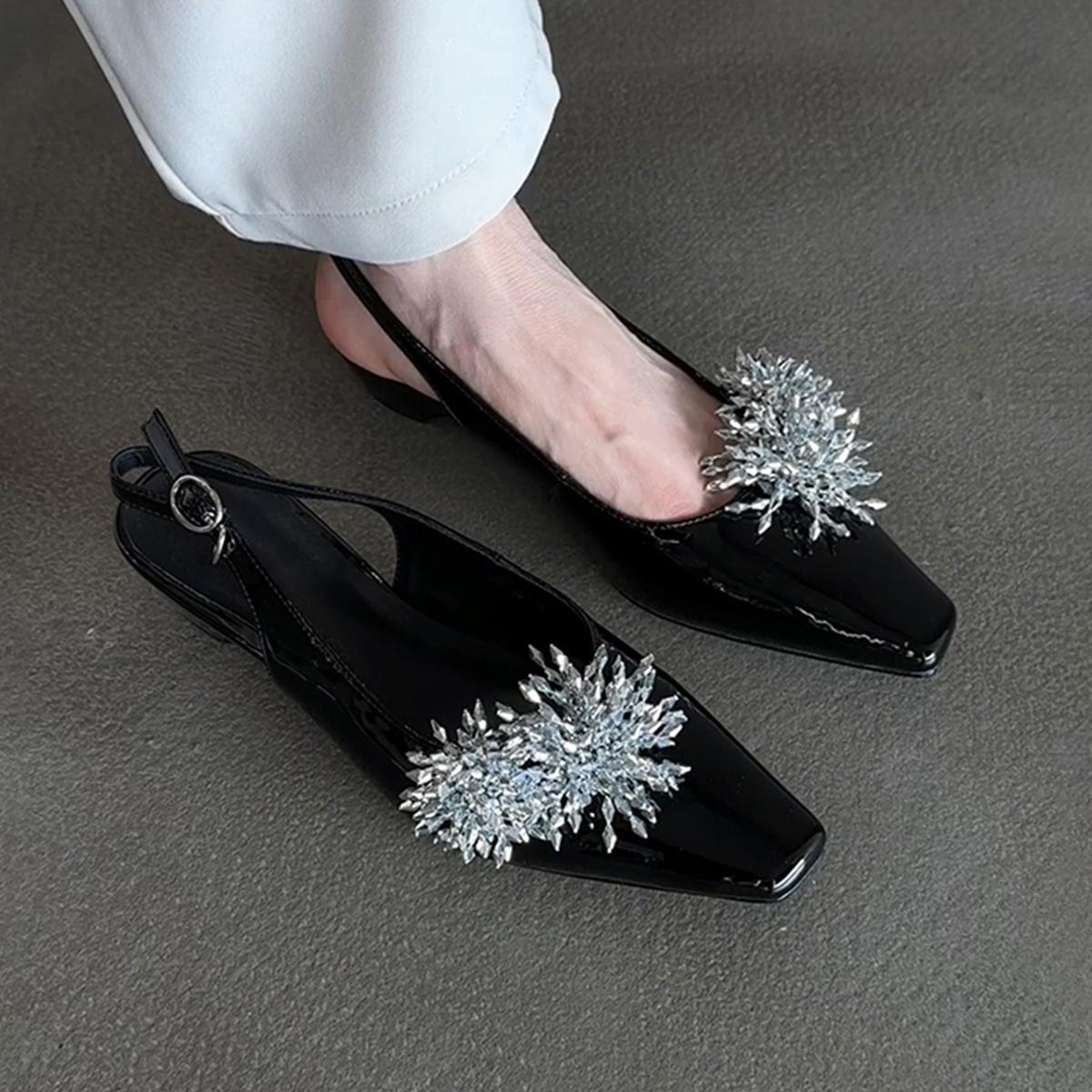 

Sheepskin version~ French new shallow mouth square head evening shoes women s black temperament after fireworks, tripple strap bag head sandals 35 чёрный