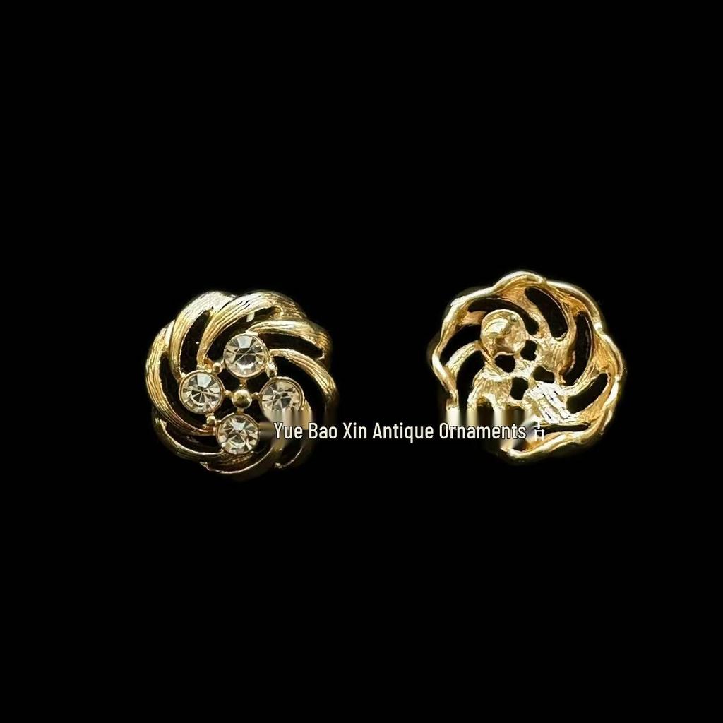 Vintage Plain Gold Diamond-Inlaid Stud Earrings & Necklace Set in 925 Silver for Women