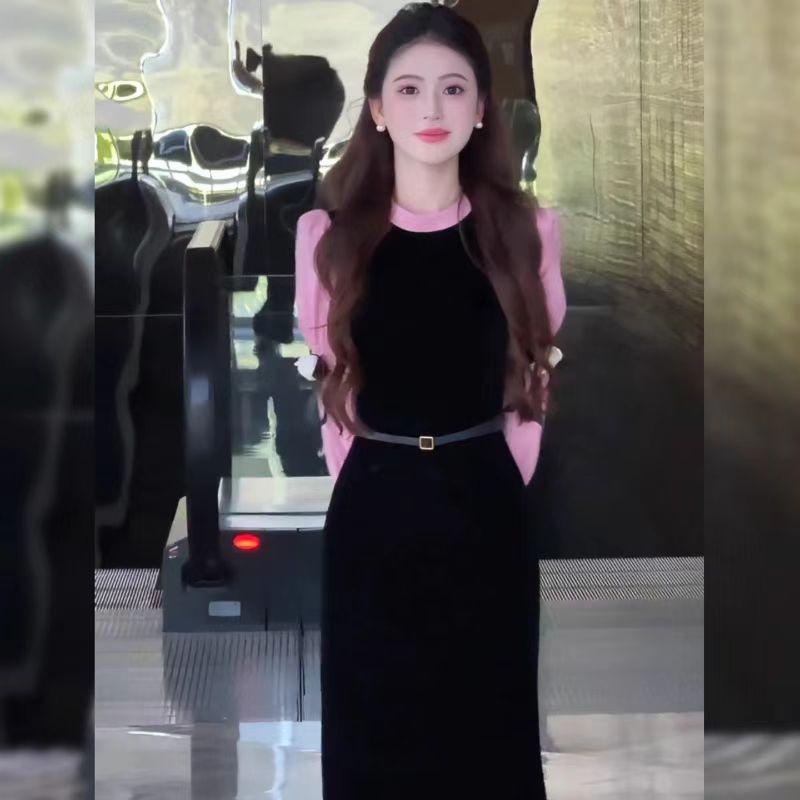 Elegant Black Velvet Patchwork Long Dress - Waist-Cinching, Autumn/Winter 2025 Style