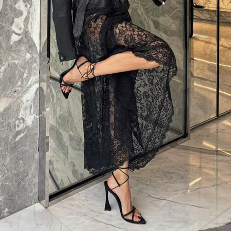 

Star Crossed One-Word Buckle Sexy Horseshoe Heel Open-toed Rhinestone Ultra High Heel Sandals Women 35 чорний