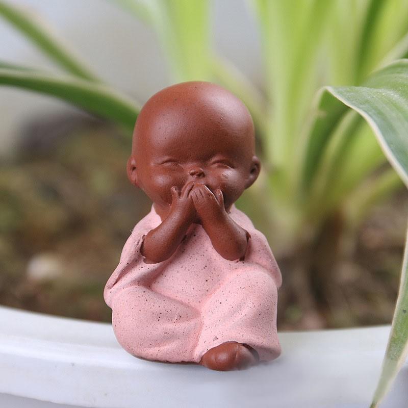 Keramik-Ornamente Mönch Kleine Buddha-Statue Mönch-Figur Handwerkskunst Dekoration