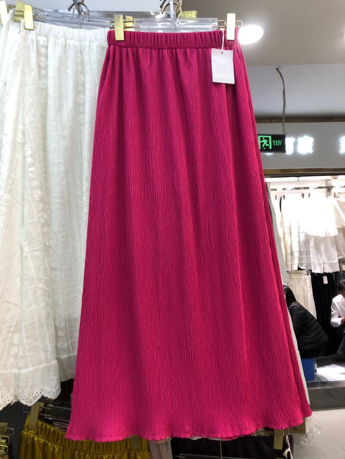 

2025 весенняя цветная плиссированная прямая юбка с разрезом средней длины юбка с высокой талией эластичная и тонкая юбка большого размера One size