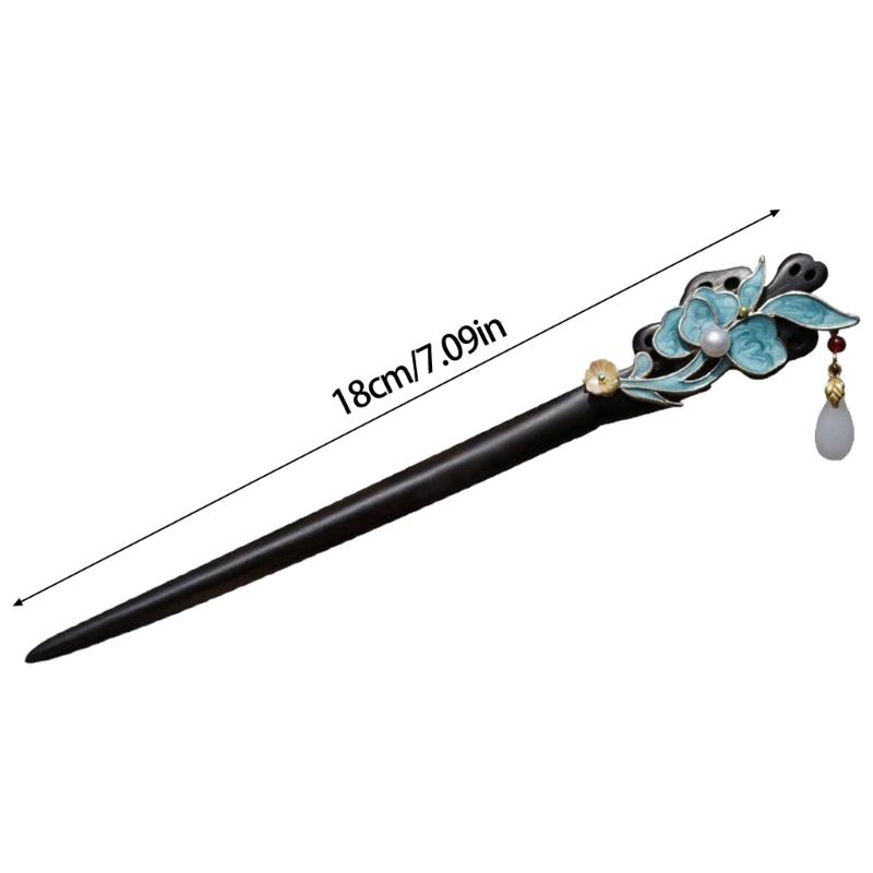 Handcrafts Wooden Hair Stick With Flower Design Elegant Ancient Hairpin For Women Traditional Chinese Hair Accessory