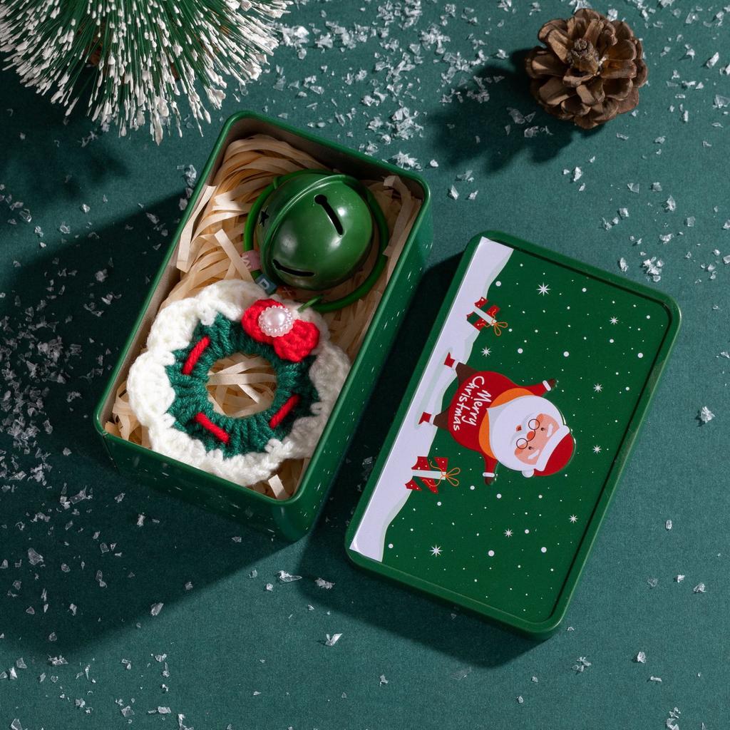 Christmas wool crocheted pendant creative wool Christmas wreath exquisite pendant decorative bag Christmas decorations