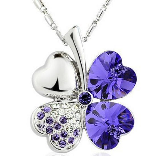 Limited Offer! Dongdaemun Korean Crystal Necklace - Finding Happiness Clover