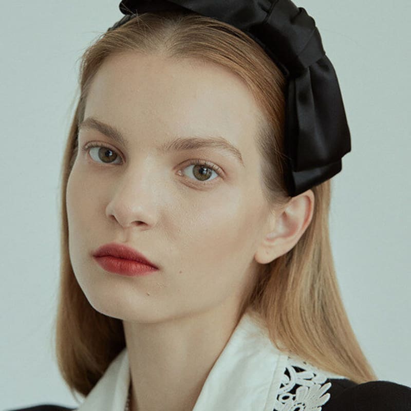 Elizabeth Moments Double Satin Ribbon Headband