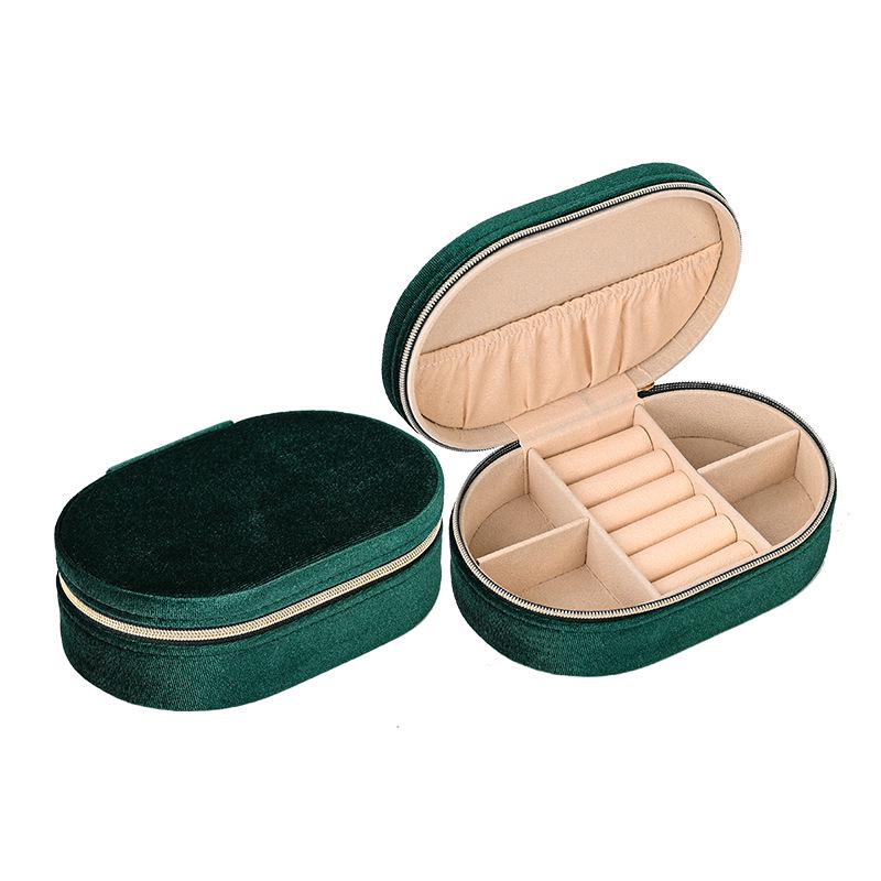 

Овальная бархатная дорожная шкатулка для хранения ювелирных изделий - Портативная подарочная коробка для колец и ожерелий 15*10*5 cm