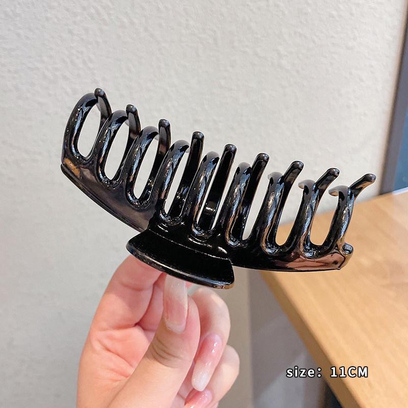 Elegant Large Hair Claw Clip for Thick Hair - High-End Korean Updo Shark Clip
