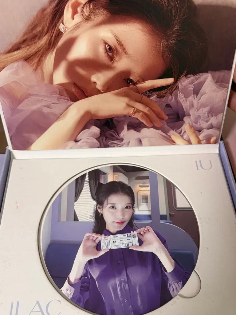 IU HILAC album Used