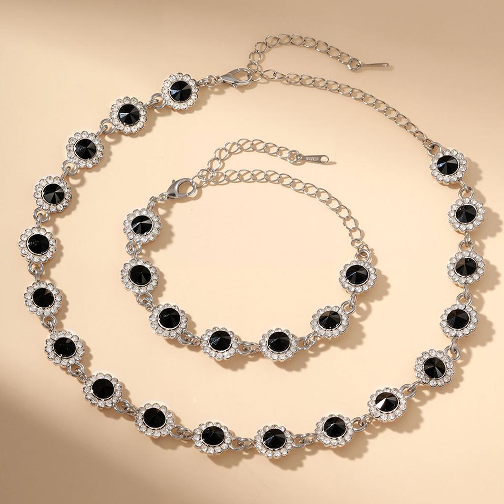 Colorful zircon necklace and bracelet two-piece set for women, fashionable and luxurious full-diamond jewelry set, decorative accessories for women