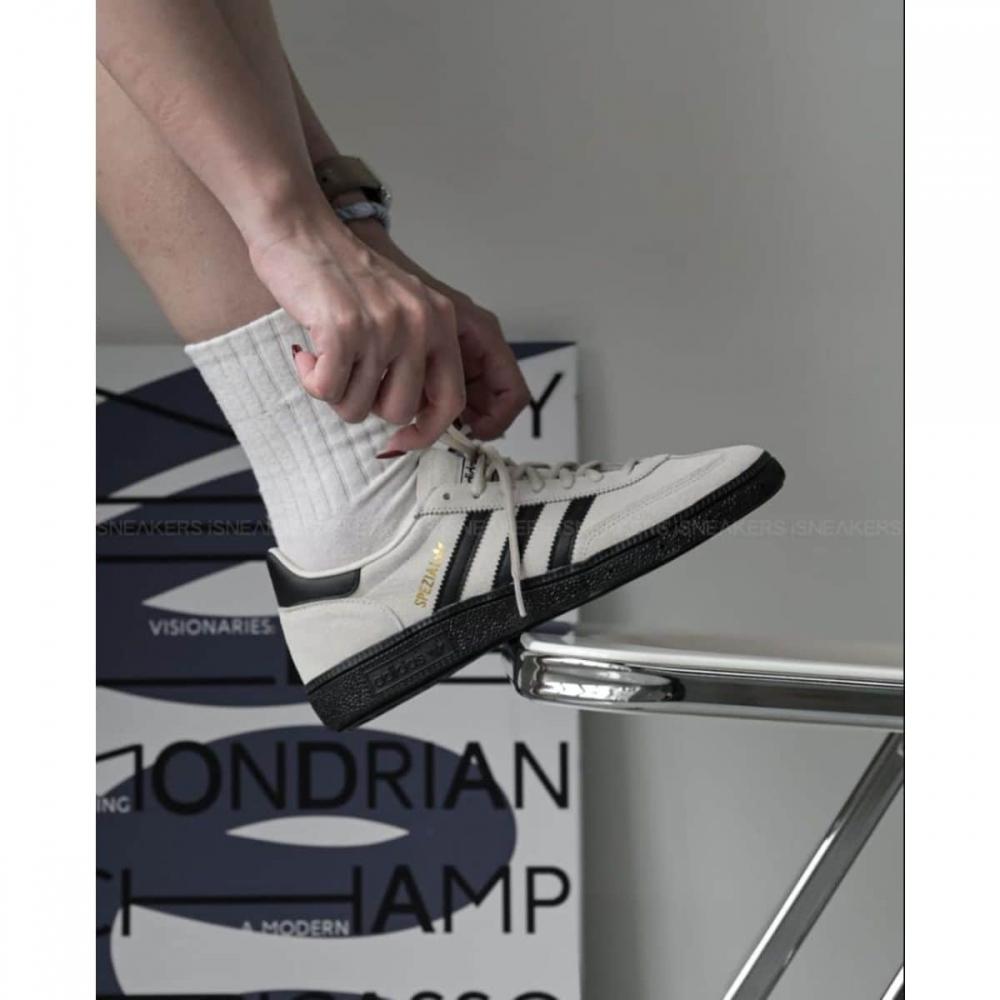 Adidas Unisex Handball Spezial Casual Sneakers  Jr3667 220