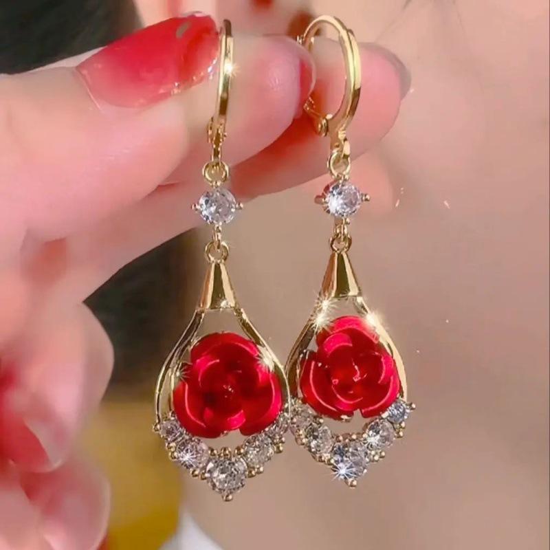 Korean Style Red Rose Rhinestone Earrings - Light Luxury, Fashionable Ear Jewelry красный