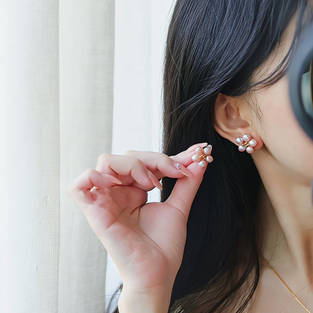 Natural Pink Baroque Pearl Flower Stud Earrings Irregular White Pearl Flower Earrings Earrings Silver Needle