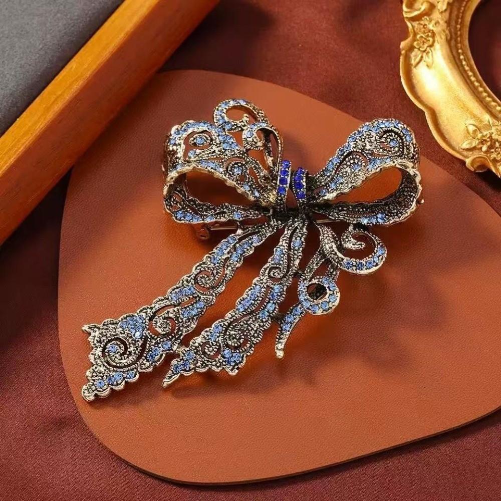 Luxury Rhinestone Bow Brooch Trendy Jewelry Bowknot Pin Fashion Crystal Inlaid Brooch Evening Gala