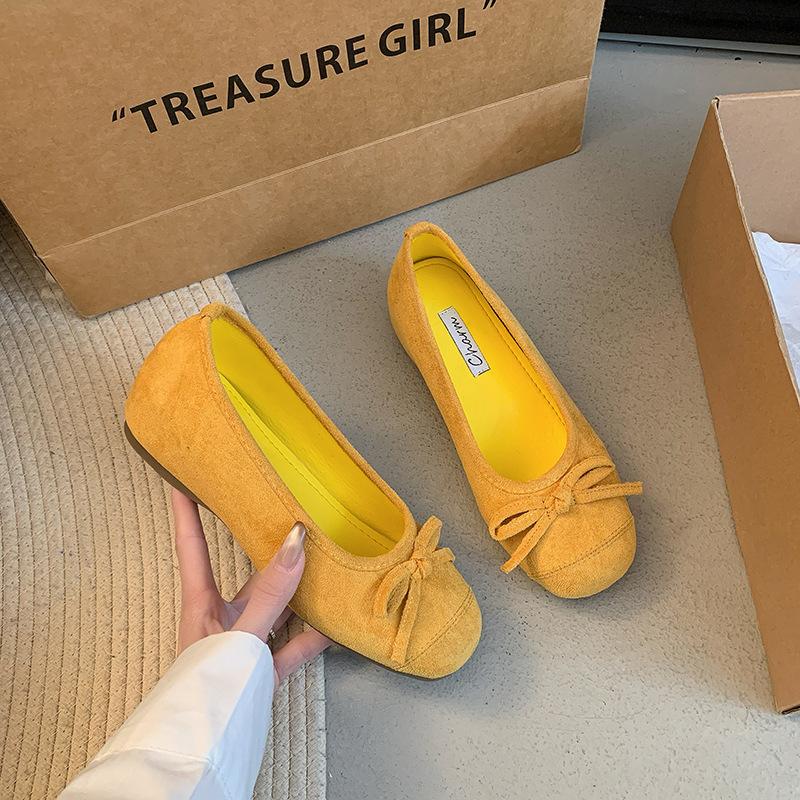 Gentle ballet ladyshoes flat shoes French retro soft sole silver new Chinese red single shoes spring small fragrant wind women's shoes