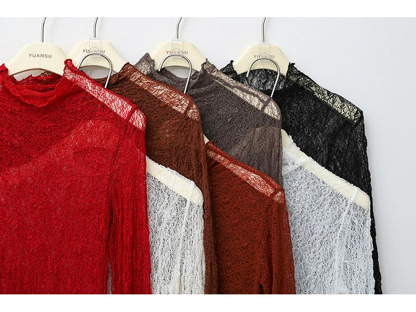 Spring Lace Design: Semi-High Neck Slim Top