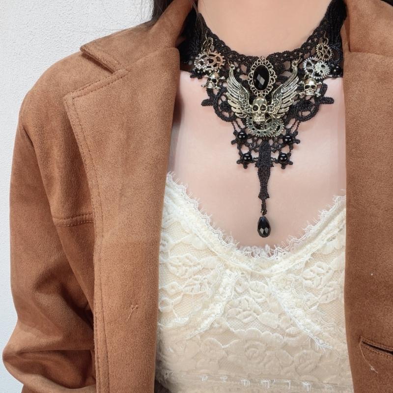 Gothic Lace Clavicle Necklace with Adjustable Clasp for Party Styling, Photo Looks, and Dress-Up Outfit Detail Appeal