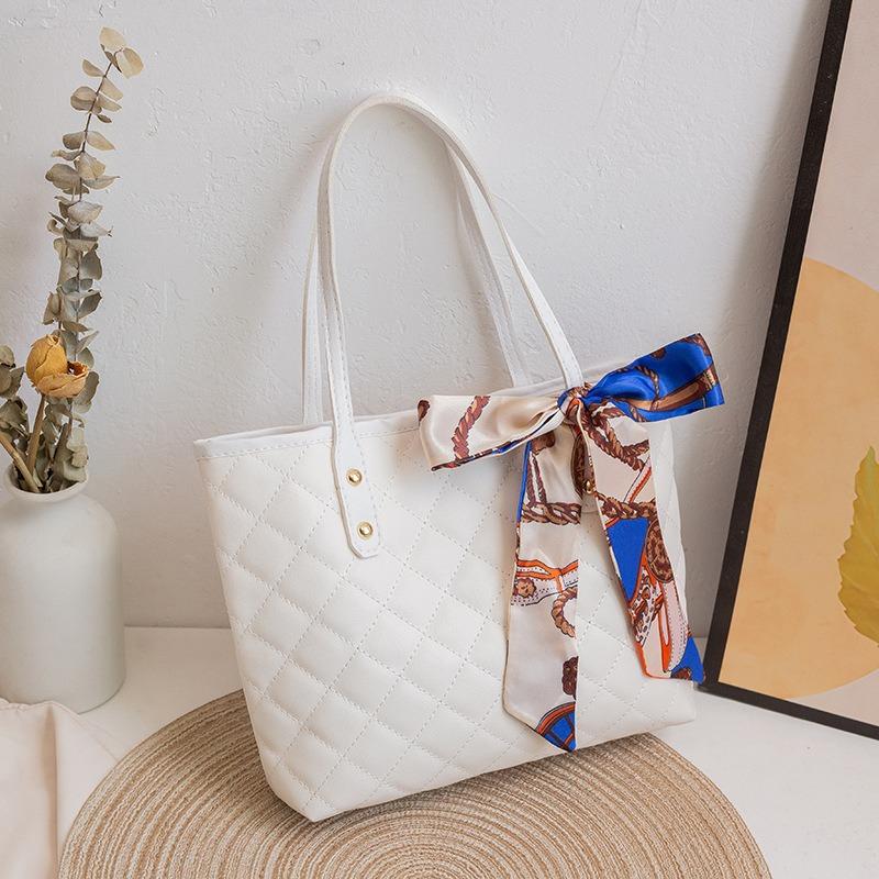 

Large capacity diamond fashion embroidery bag silk scarf tote bag South East Asia versatile hot bucket bag mlb белый