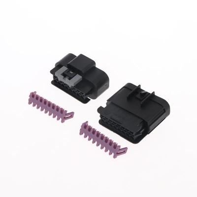 Akcesoria do elektroniki samochodowej – Kable, adaptery, gniazda