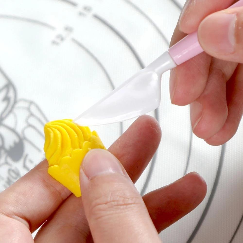 3 Stück Backwerkzeuge 6 Muster Blumenschnitzgruppe Kuchenwerkzeuge Dekorativer Stift Drehen Zuckerwerkzeuge