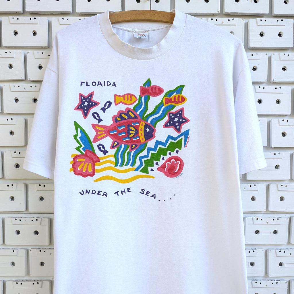 Vintage 90s Crazy Shirts Hawaii T Shirt Under The Sea Ocean Retro Tropical Colorful Fish Florida Vacation Souvenir Tee Size L