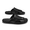 Ventilation Bad Herr Stor Storlek Sandaler Sneakers Designer Lyxskor Flipflops Sport Sapatilla Träningsskor Sneskers Spela
