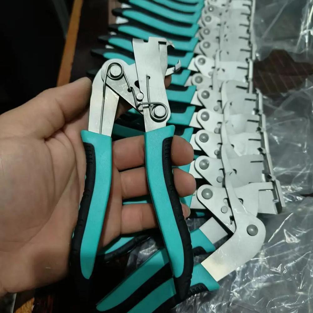 Panel Clip Removal Plier Open The Panels Effortlessly Without Damage Plastic Rivets Pry Puller Auto Snap Pliers for Auto