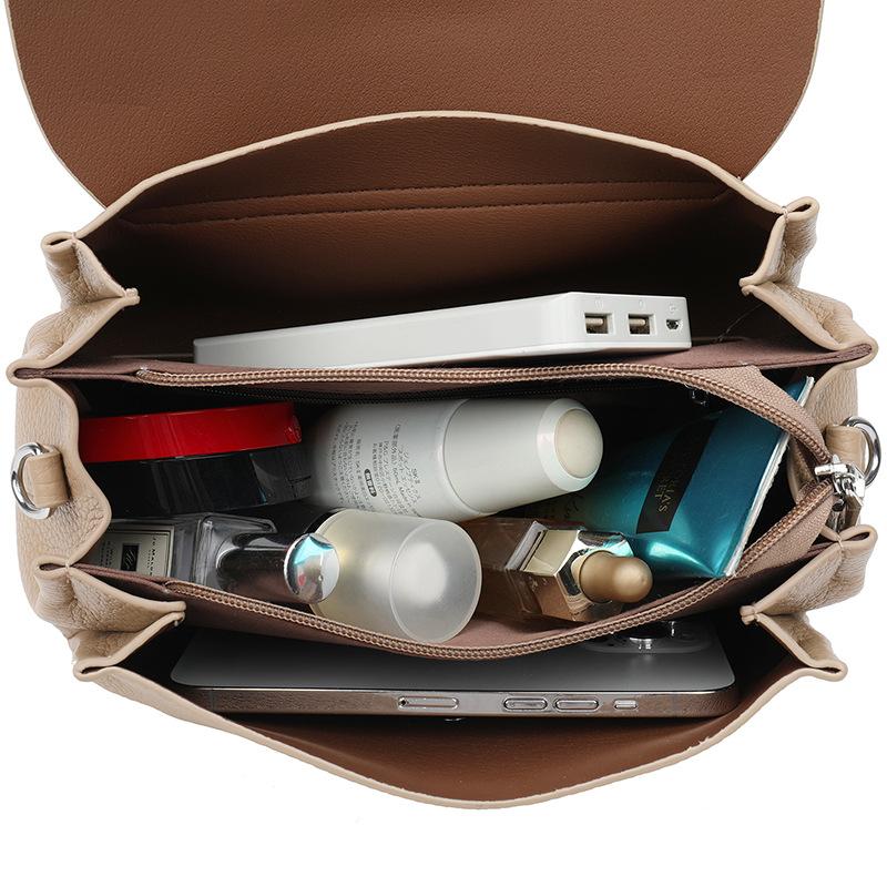 Small bag 2025 new versatile niche commuter underarm bag multi-layer large-capacity fashionable women's shoulder messenger bag