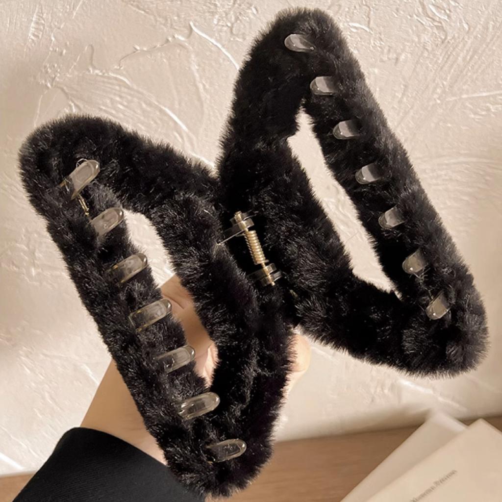 14cm Winter Plush Hair Claw Clip Faux Fur Elegant Hairpins Women Hair Clip Barrette Crab Headwear Girls Hair Accessories Gift