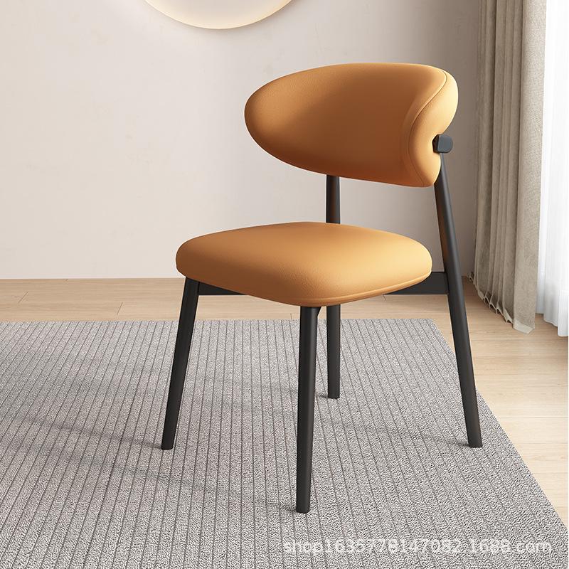 Nordic Modern Minimalist Solid Wood Dining Chair with Soft Pack Backrest - Comfortable Light Luxury Ram's Horn Design for Home, Restaurant, and Hotel.