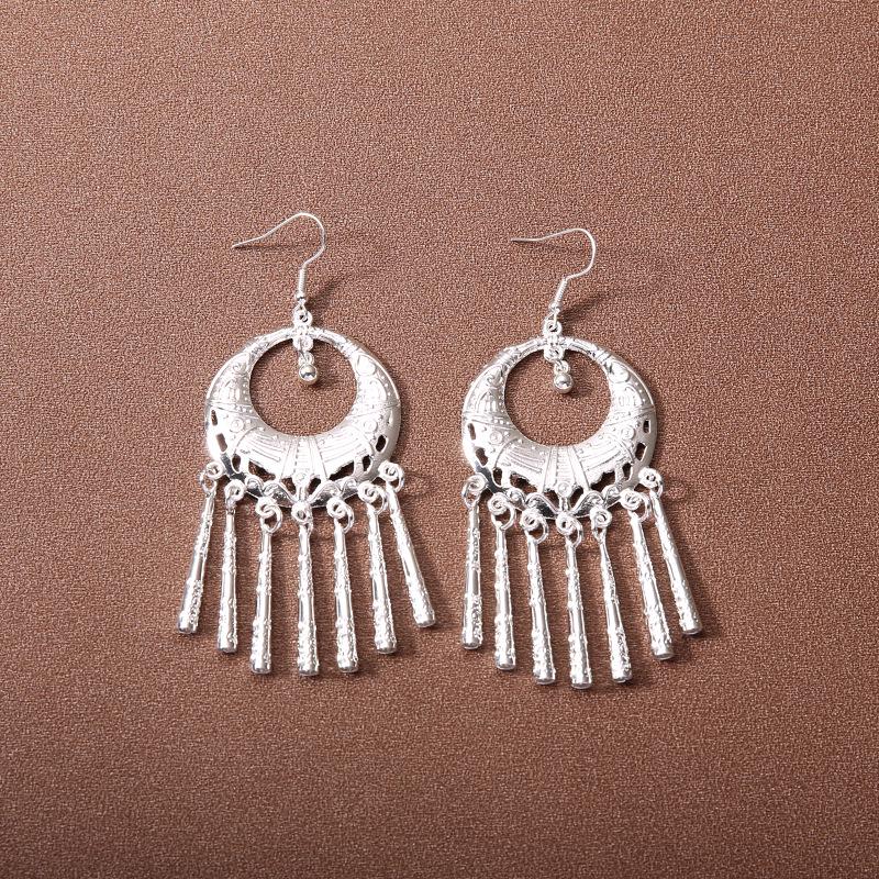 Etnické náušnice s třásněmi z imitace stříbra Miao ve tvaru listů