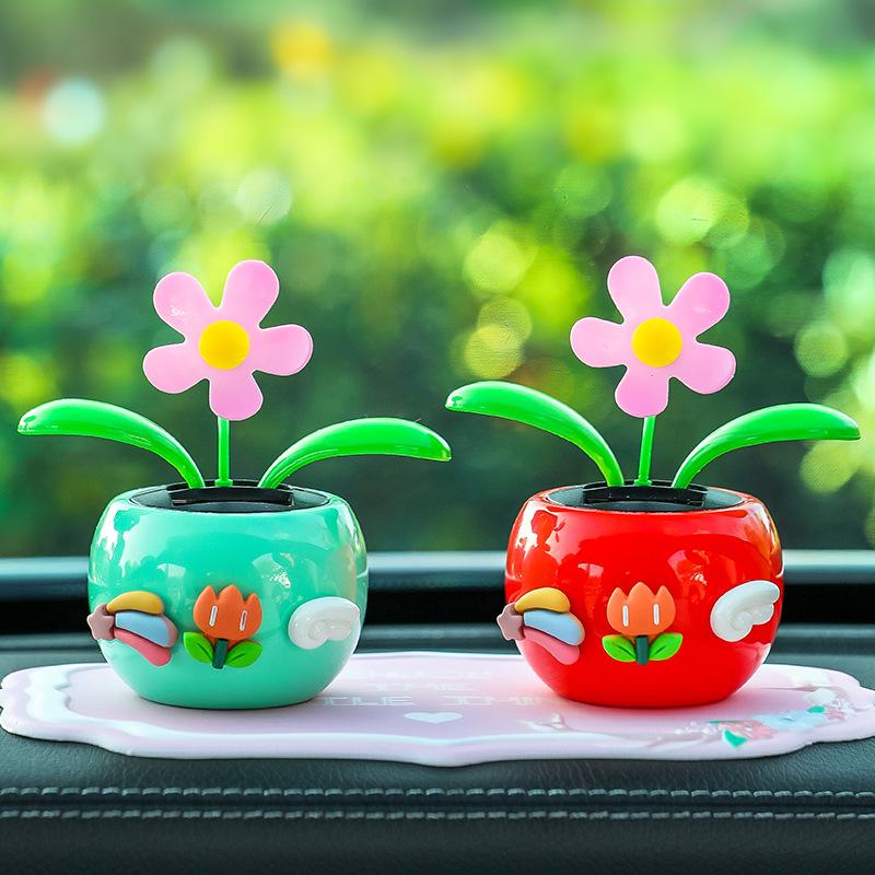 Swinging Sunflower Car Ornament - High-Temperature Resistant Interior Decoration