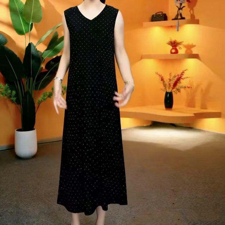 

2026 Stylish Sleeveless Summer Dress: Loose, Slimming, Knee-Length Vest for Moms 4XL (130-145 lbs) чёрный
