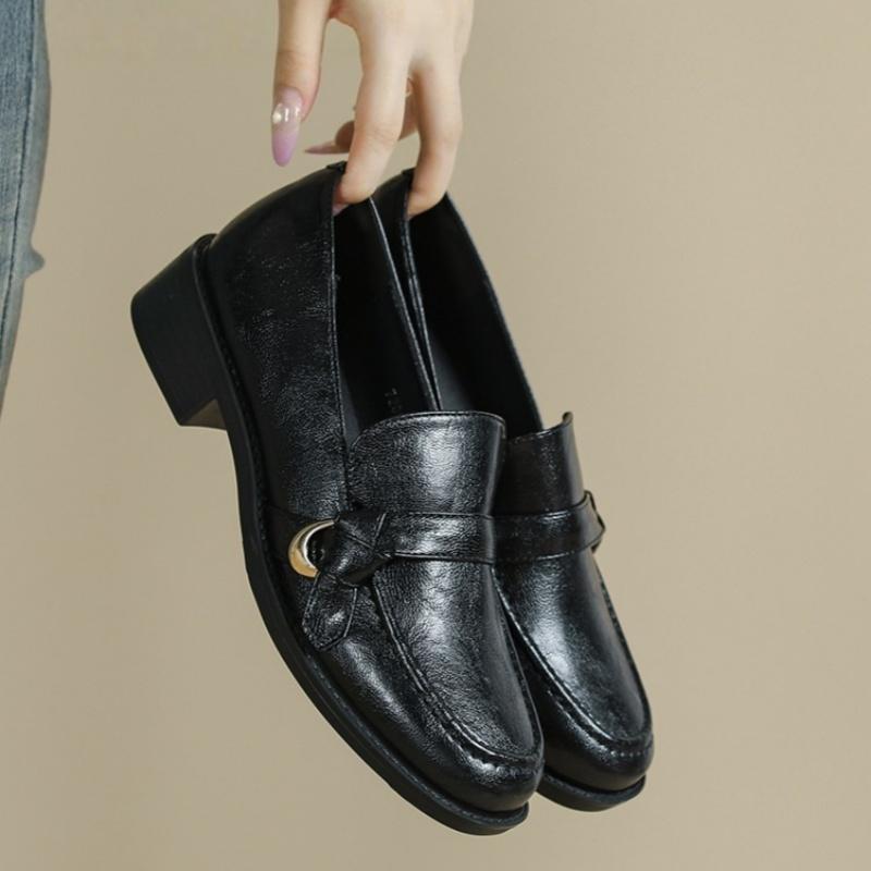 Fashion Women's Cow Leather Metal Buckle Slip On Flat Shoes 2025 High Quality Comfortable Loafers Casual Versatile Daily Famale Shoes