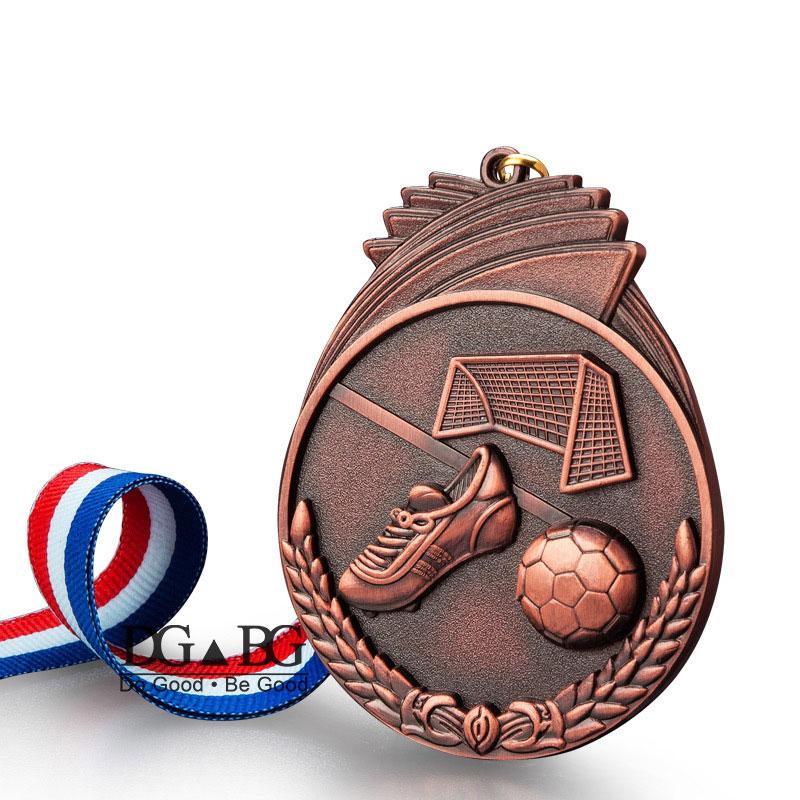 Football Trophies For Awards 3D Souvenir School Sports 360-Degree Rotatable Professional Blank Custom Gold Meta Medal Craft Gift