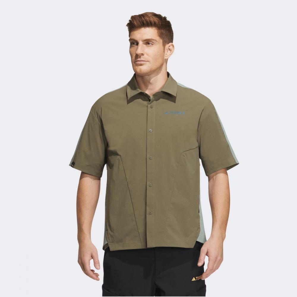 

Футболка Adidas U CAMPYX IC1962OLISTR