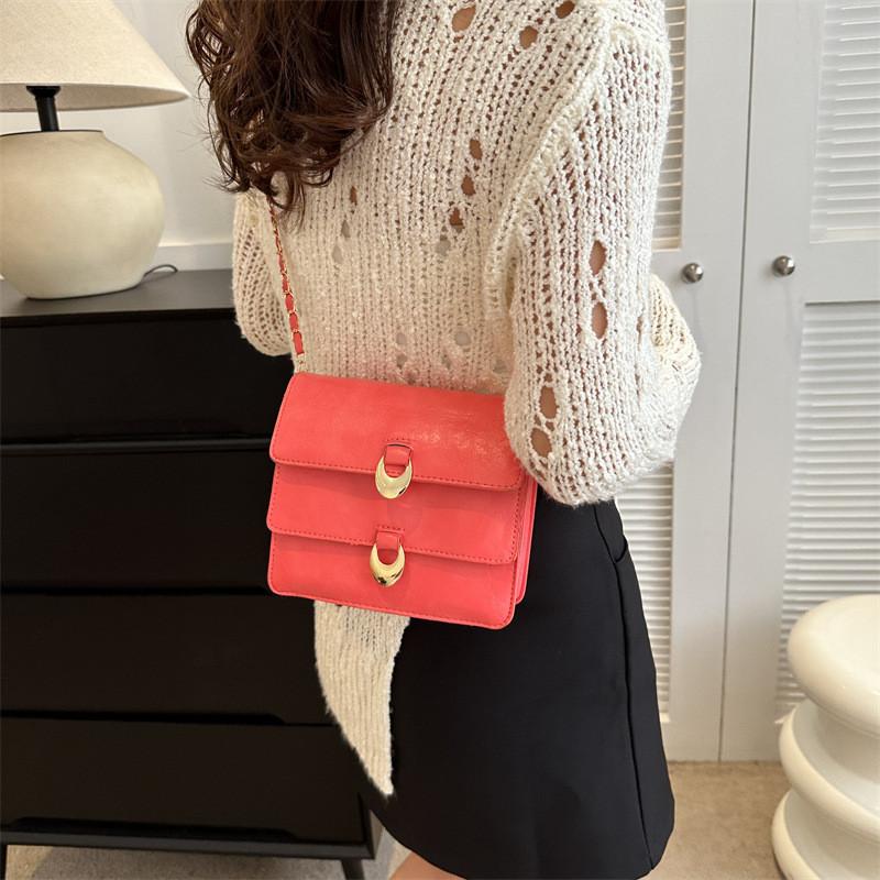 Chic Crossbody Mini Square Bag For Women With Elegant Chain Accents Ideal For Fashion