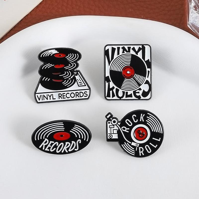 Retro Black Vinyl Record Player Enamel Pin Rock And Roll CD Player Nostalgic Brooches Lapel Badge Jewelry Gifts For Friends