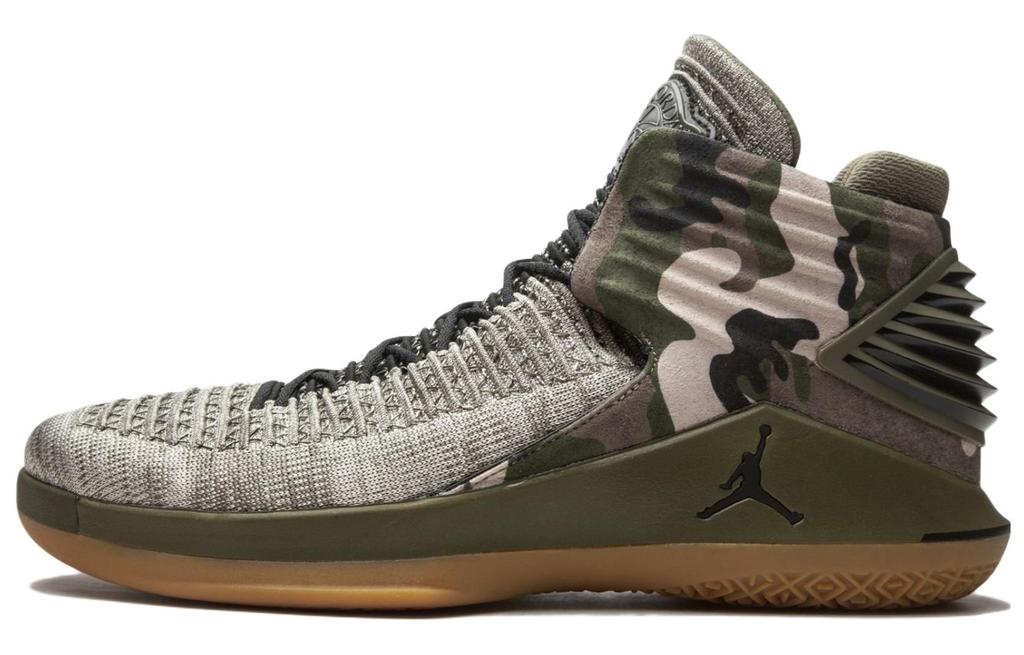 Jordan XXXII Veteran's Day 2018 aa1253-200