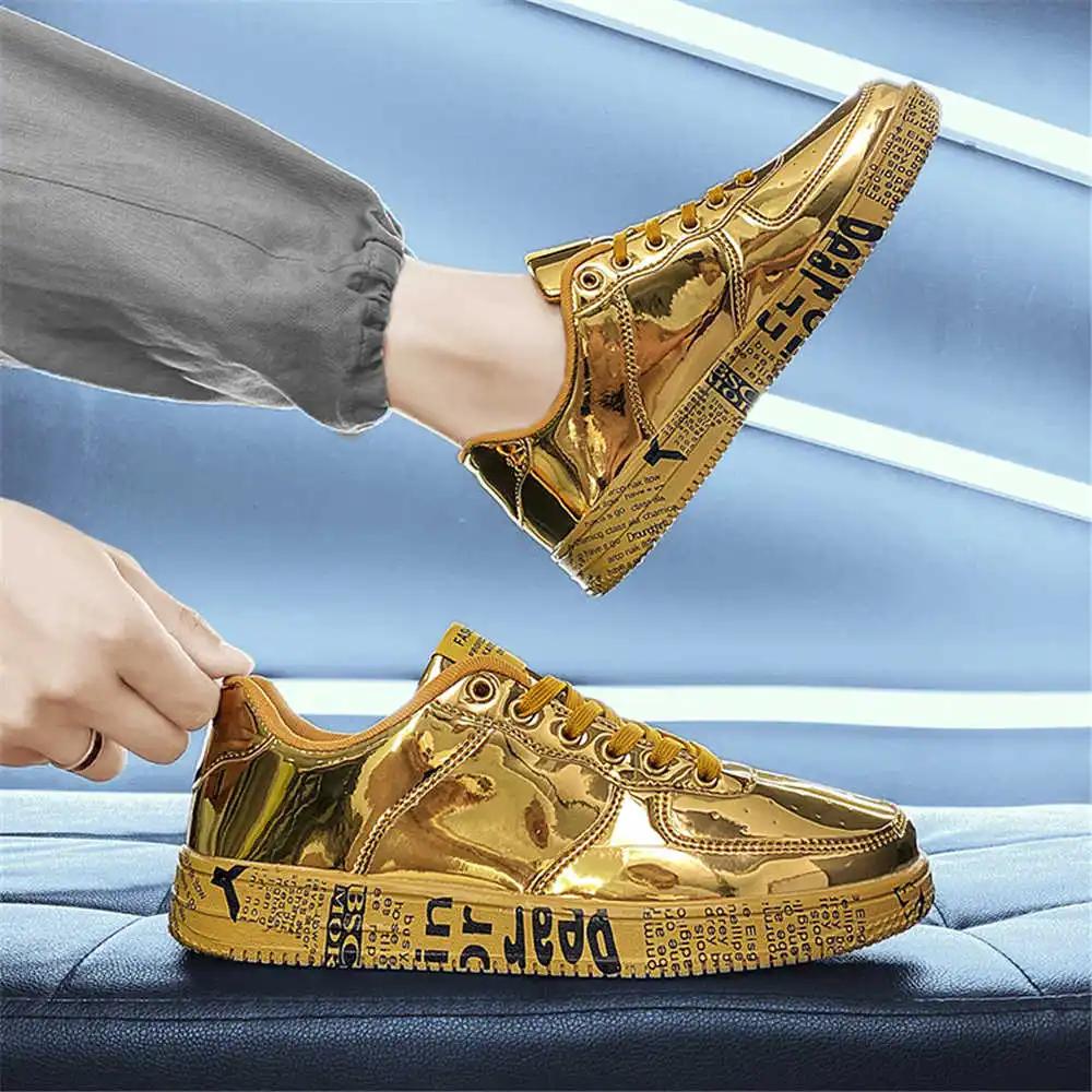 Men's Shoes White Flats Tenis Skateboard White Vulcanized Sneakers Sports Styling New Style Suppliers Outside Athletic