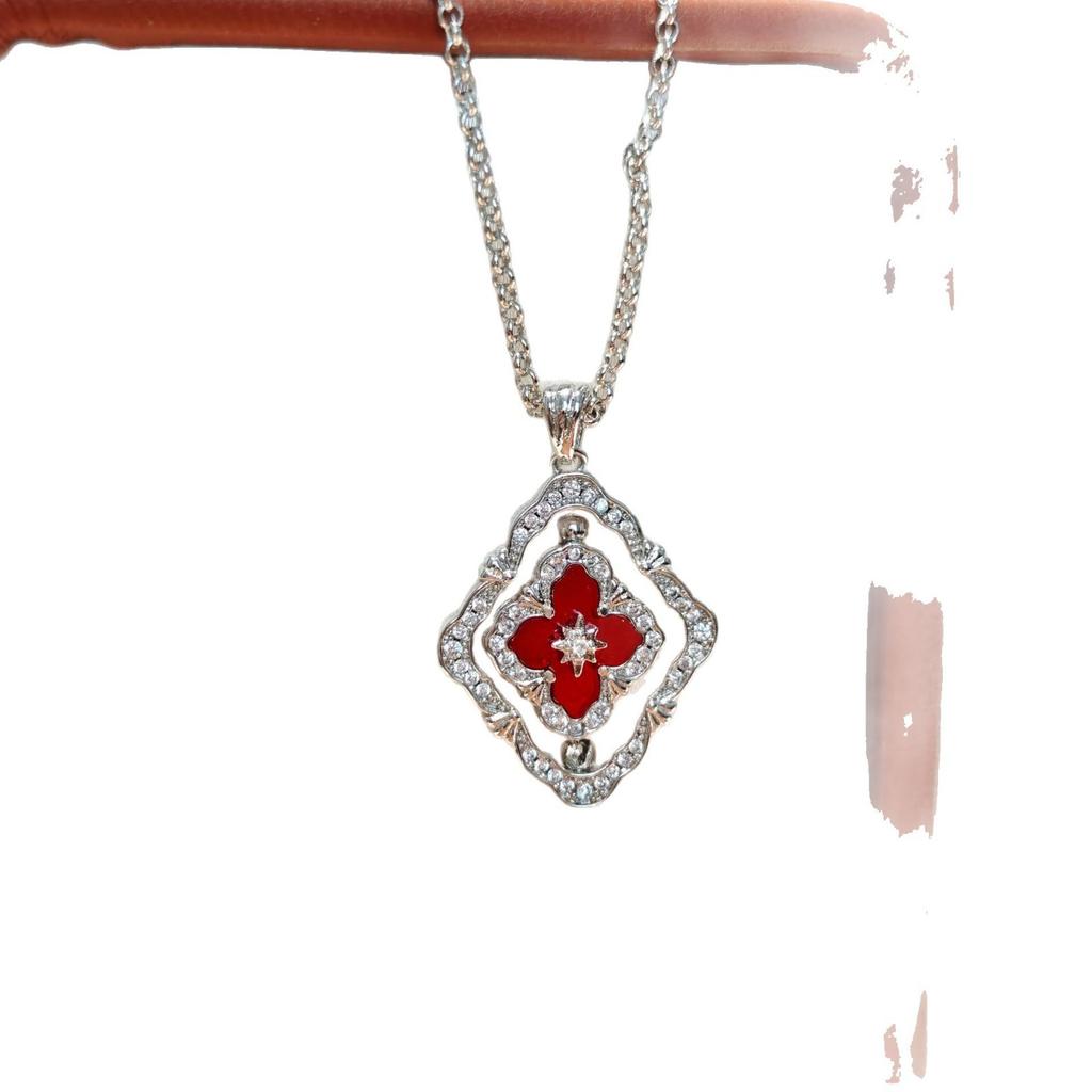 French Antique High-End Sense Versatile Rotating Double-Sided Four-Leaf Clover White Shell Necklace Light Luxury Design Neck Chain Collarbone Chain