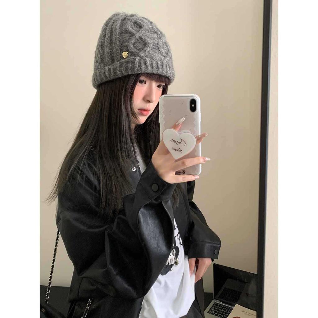 Korean simple twist wool hat women's winter cold protection warm knitted hat big head circumference ear protection hat shows small face