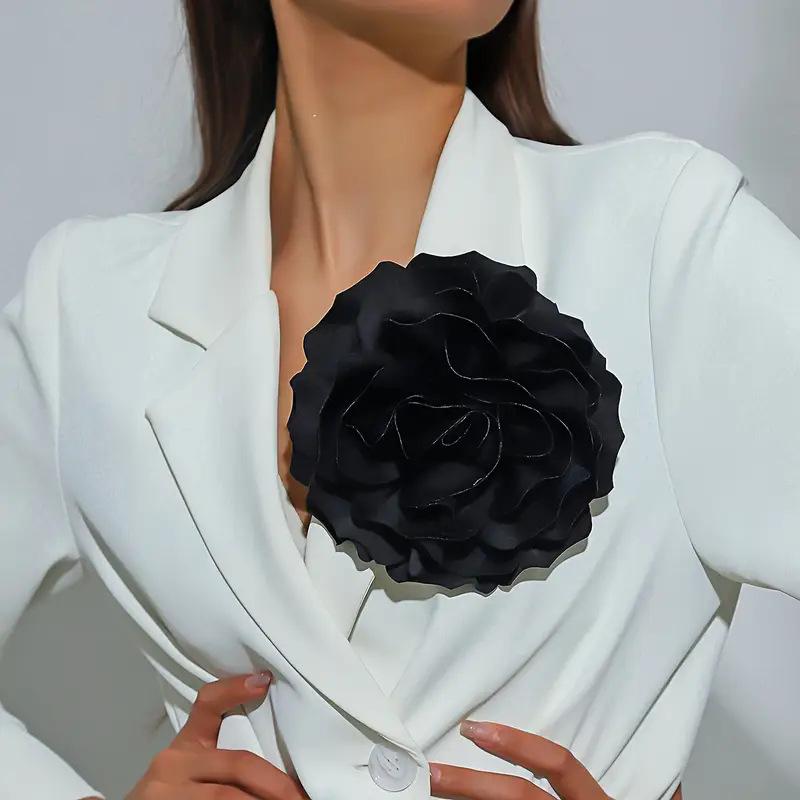 1Pcs Black Fabric 3D Flower Chest Flower Pin Personalized Exaggerated Satin Large Flower Brooch Versatile For Women