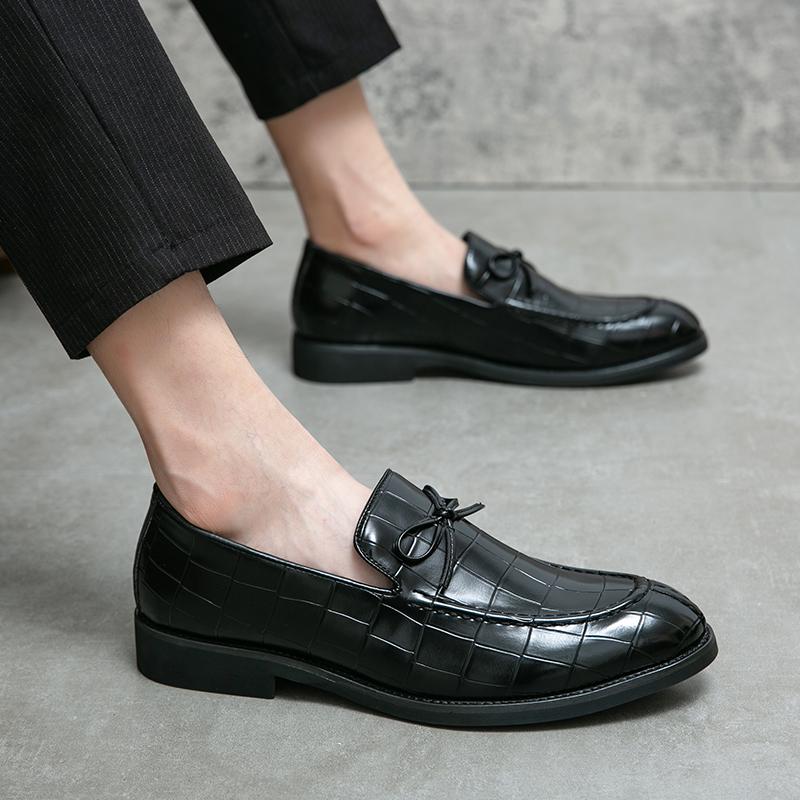 Loafers Men fashion Flats Casual Shoes Male Slip On Mules Runway Flat Brand Fashion Overlock loafers men moccasins