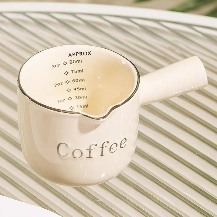 Ceramic Heat-Resistant Coffee Milk Jug with Dual Scale - Small Measuring Cup for Simple, Healthy Use